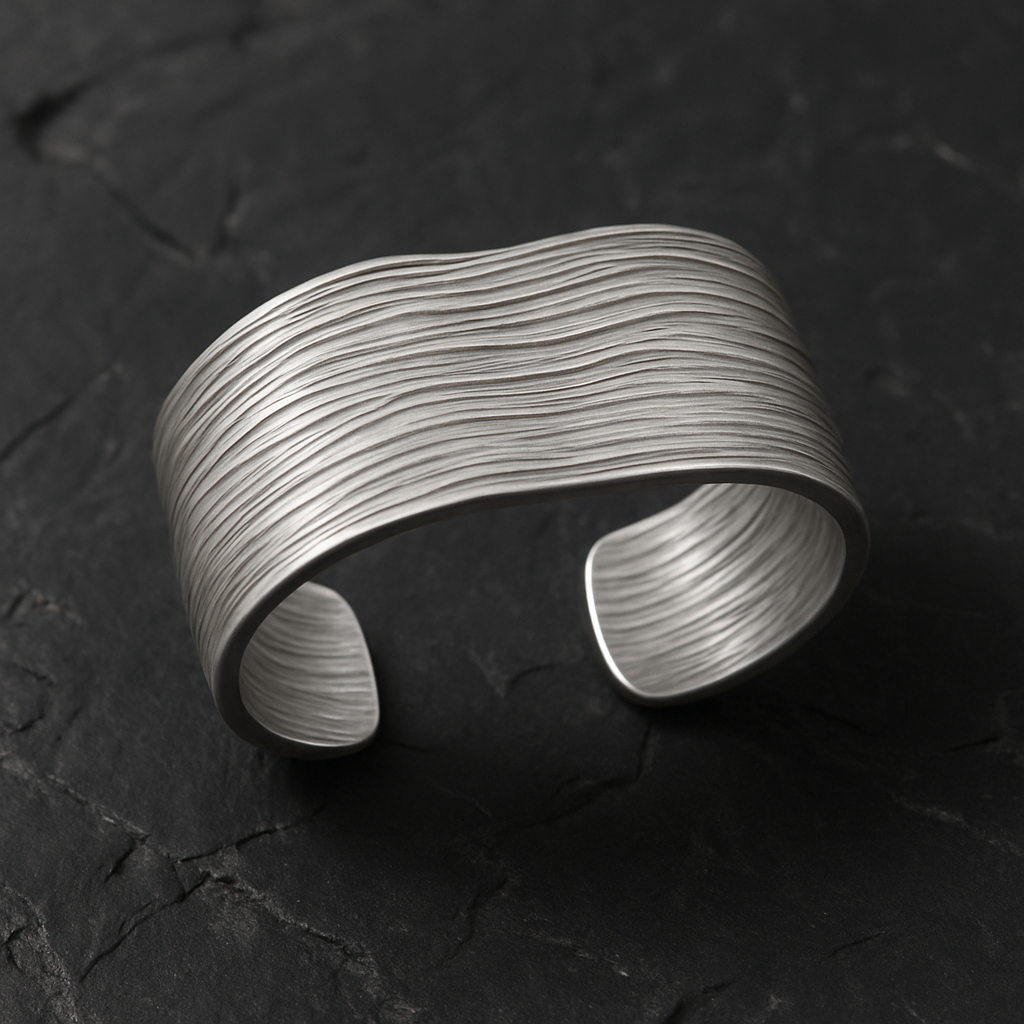 Rianne Whispering Waves Arm Cuff