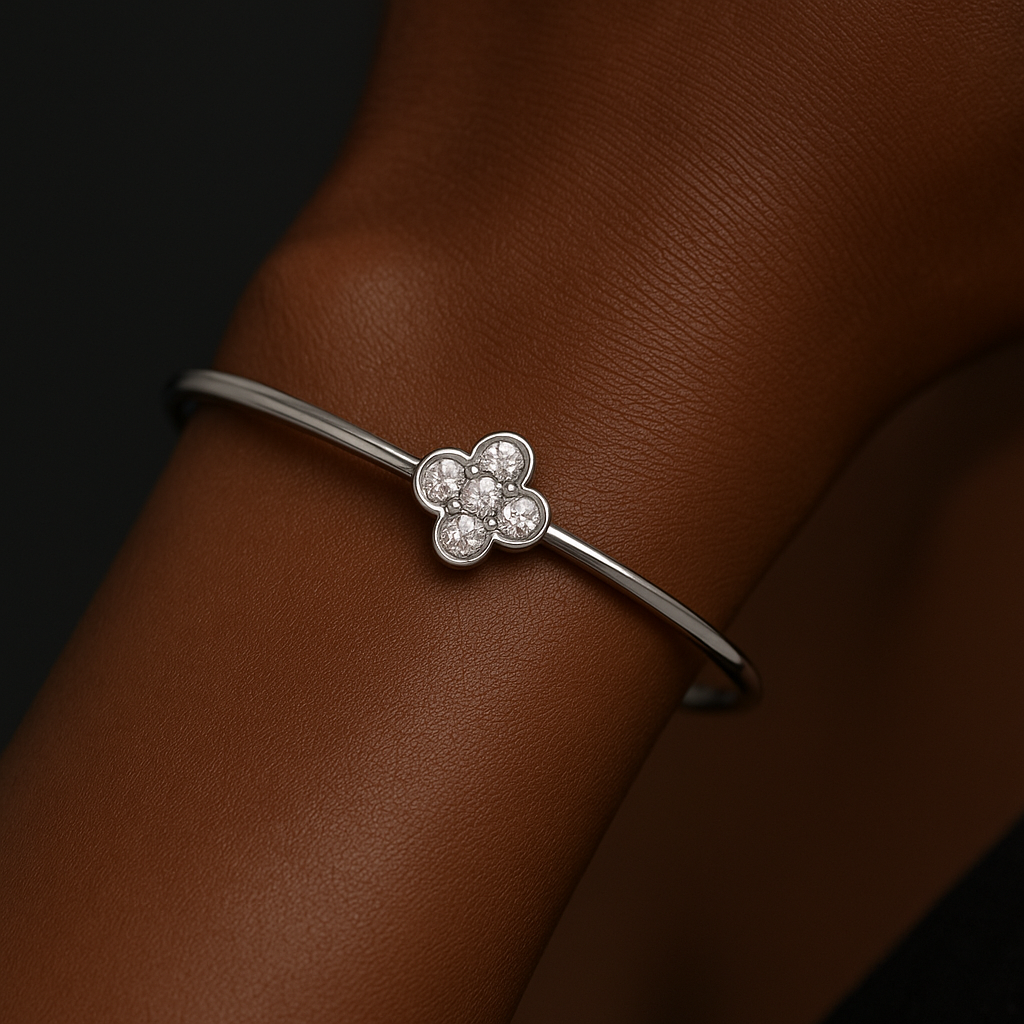 RIANNE Clover Bangle