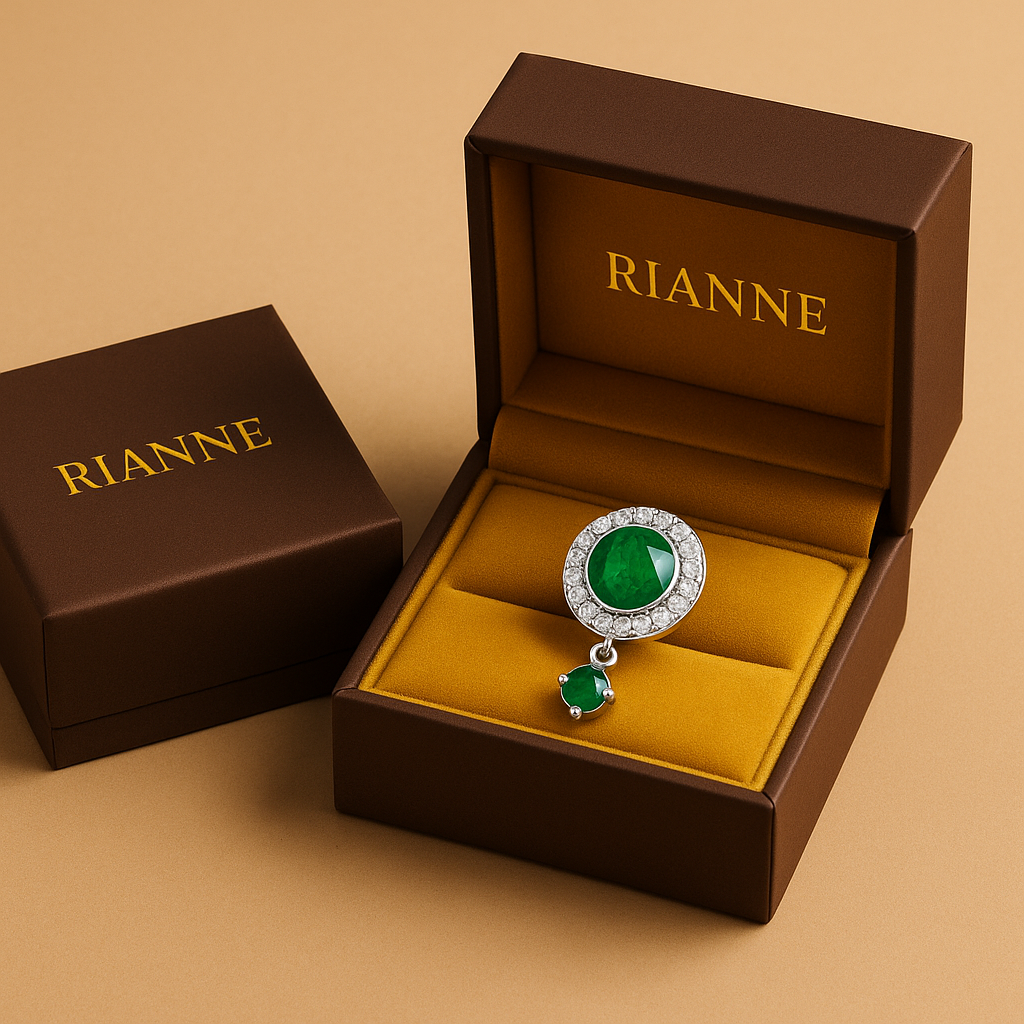 Rianne Halo Emerald Moissanite Nosepin