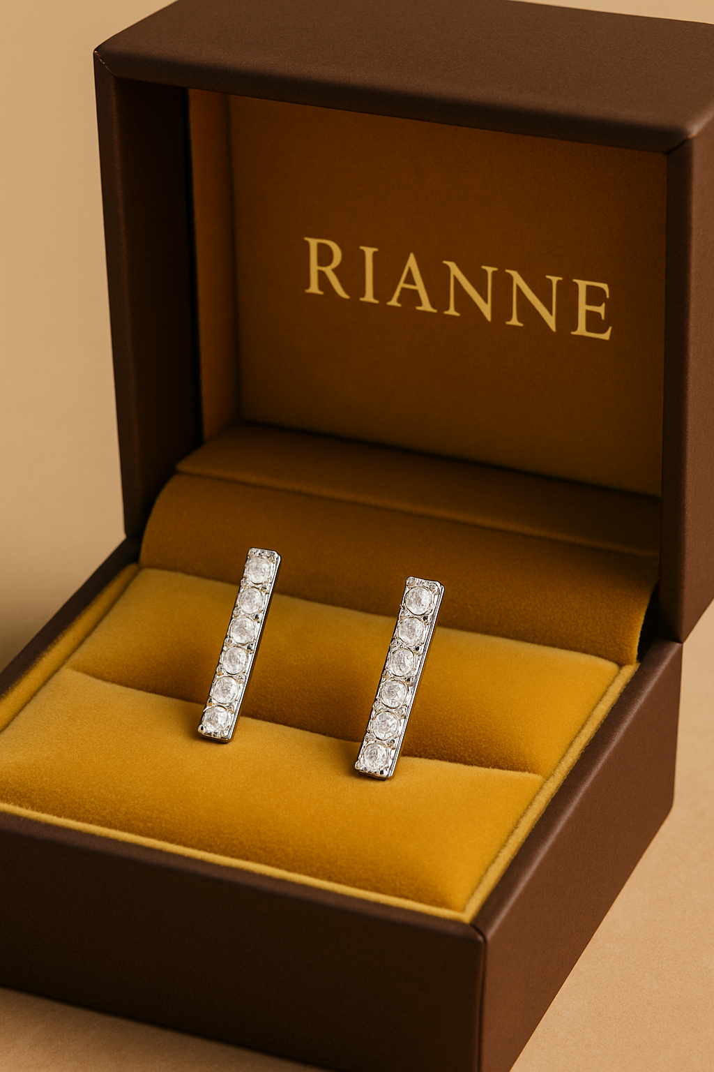 Rianne Linear Diamond Bar Studs