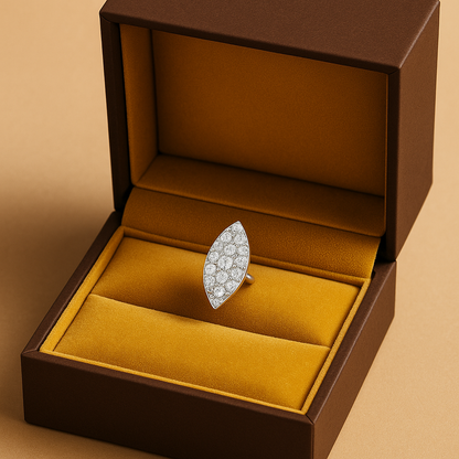 Rianne Marquise Diamond Cluster Nosepin