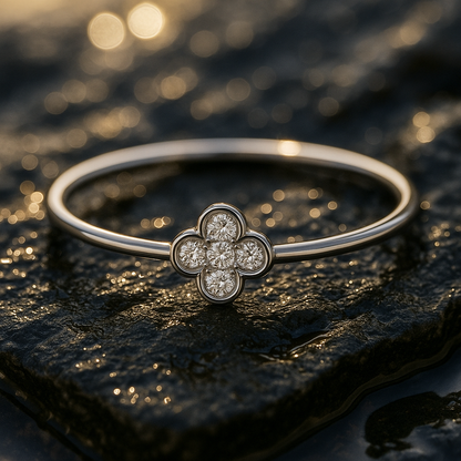 RIANNE Clover Bangle